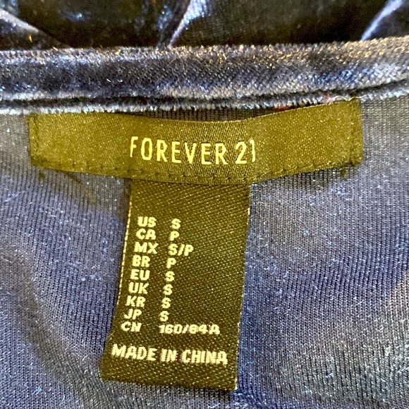 Forever 21 dark blue crushed velvet dress - Picture 4 of 5